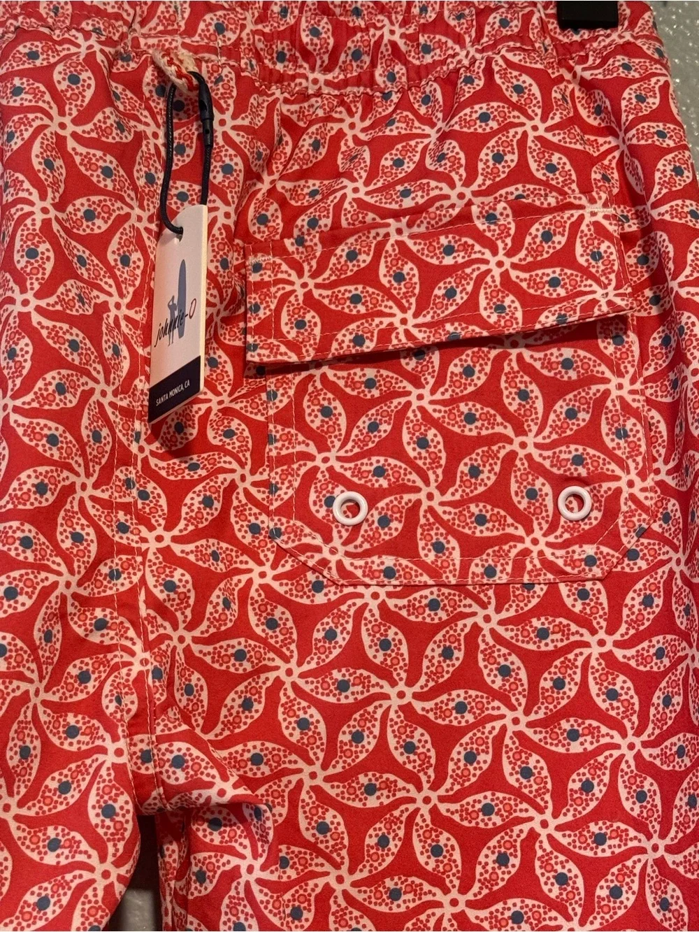NWT johnnie-O coral reefer Paisley-Style boys Swim shorts
